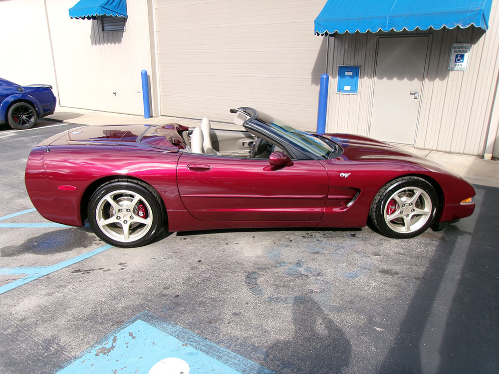 
								CHEVROLET CORVETTE 50th ANNIVERSARY full									