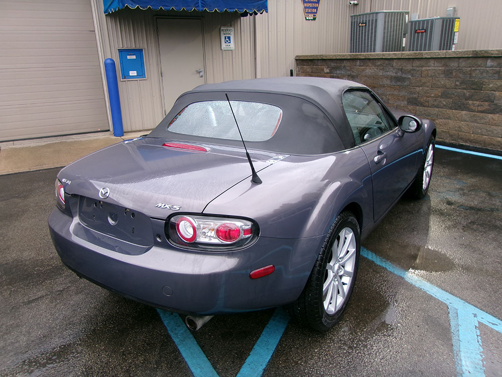 
								MAZDA MX-5 MIATA full									