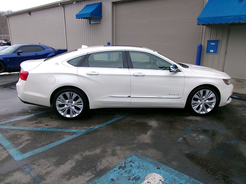 
								CHEVROLET IMPALA LTZ full									