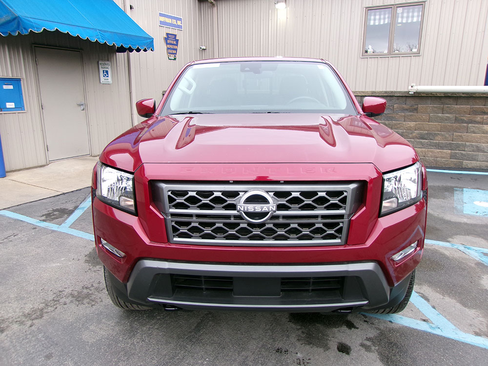 
								NISSAN FRONTIER SV LONG BED CREW CAB full									