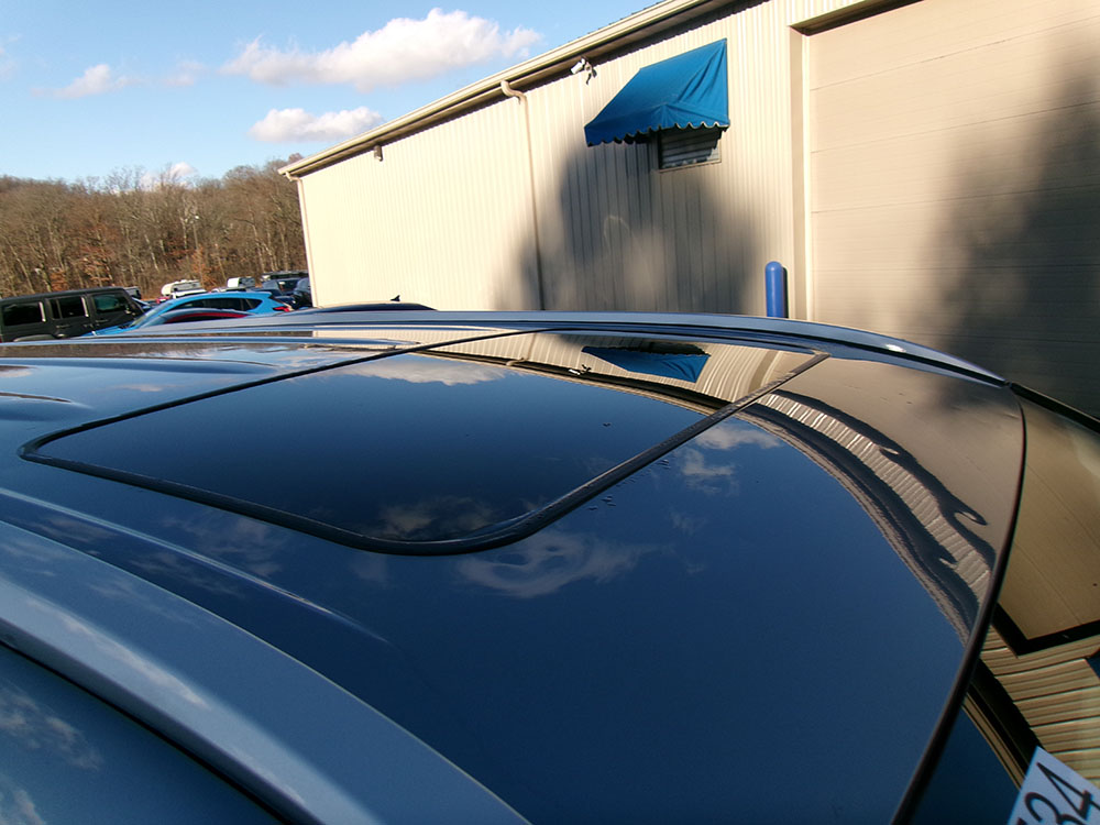 
								TOYOTA HIGHLANDER XLE full									