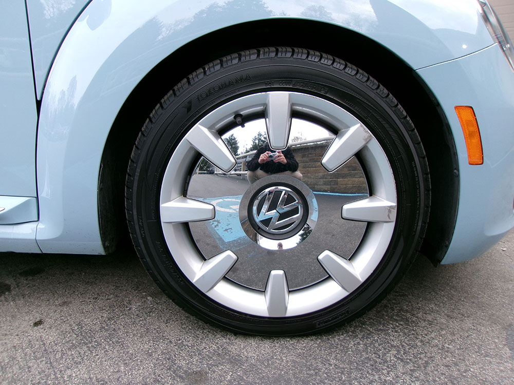 
								VOLKSWAGEN BEETLE full									