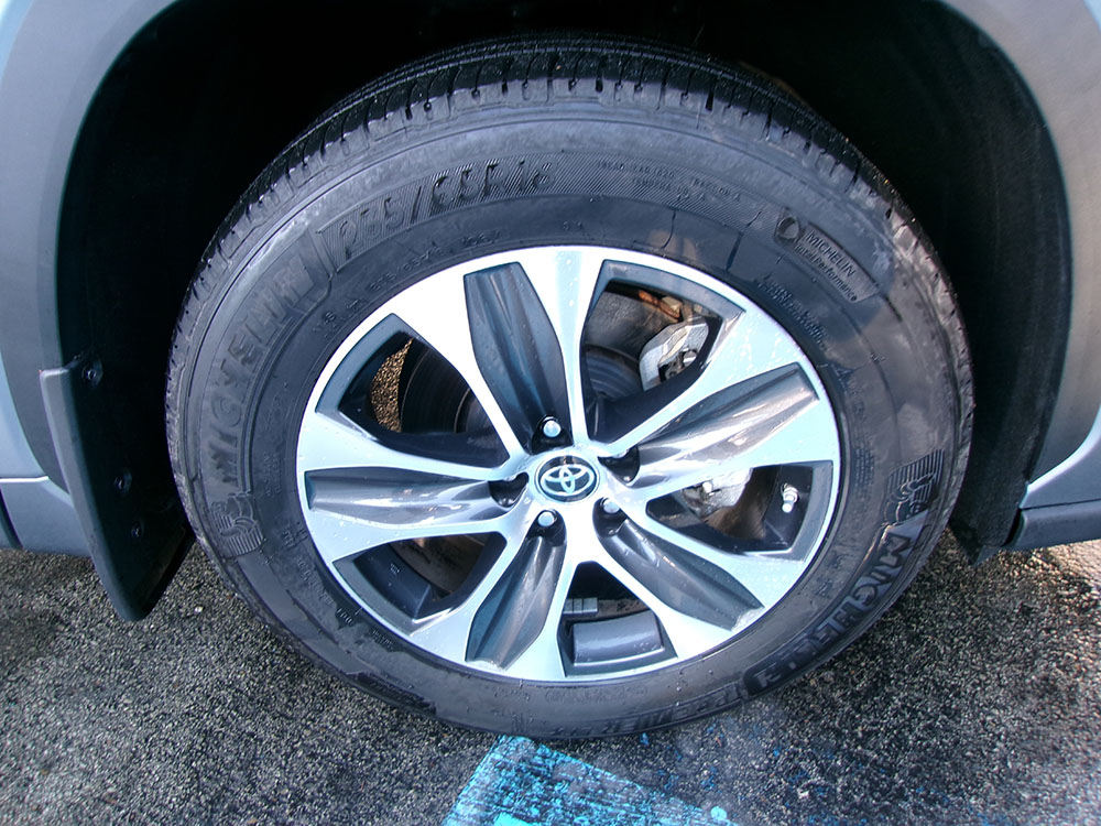 
								TOYOTA HIGHLANDER XLE full									