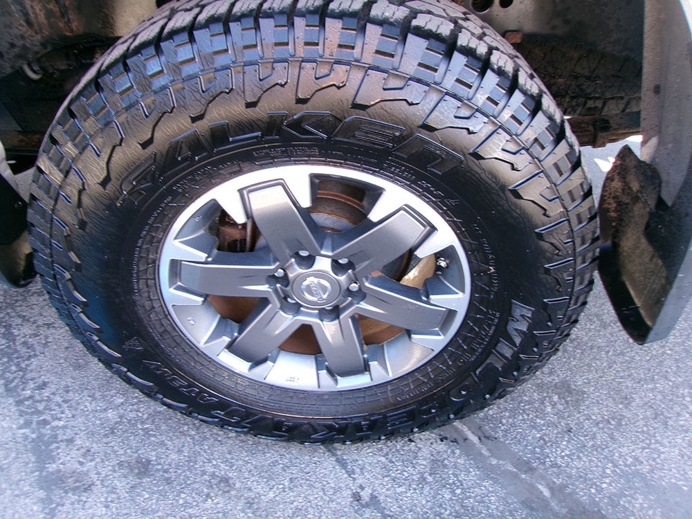 
								NISSAN FRONTIER S CREW CAB full									