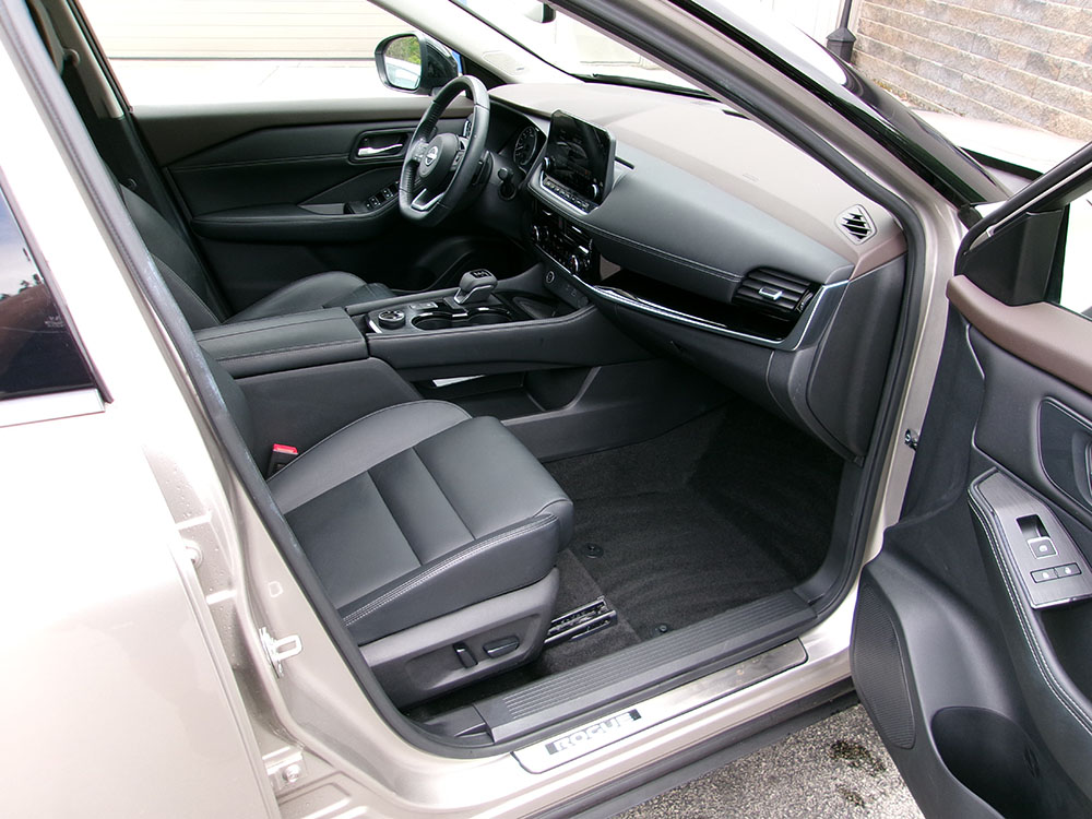 
								NISSAN ROGUE SL full									
