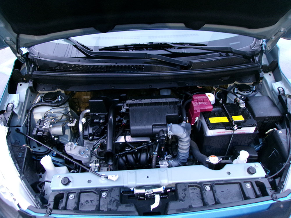 
								MITSUBISHI MIRAGE G4 ES full									