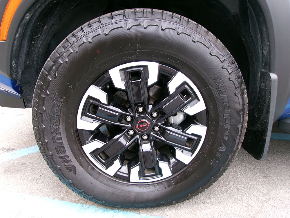 
								NISSAN FRONTIER S PRO-4X CREW CAB full									