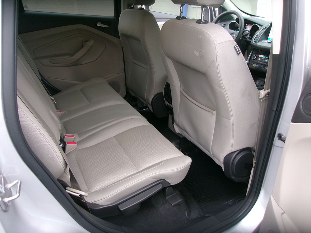 
								FORD ESCAPE SE full									