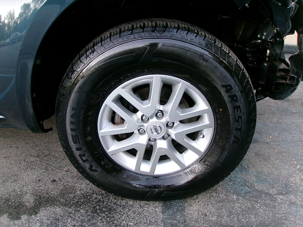 
								NISSAN FRONTIER S CREW CAB full									