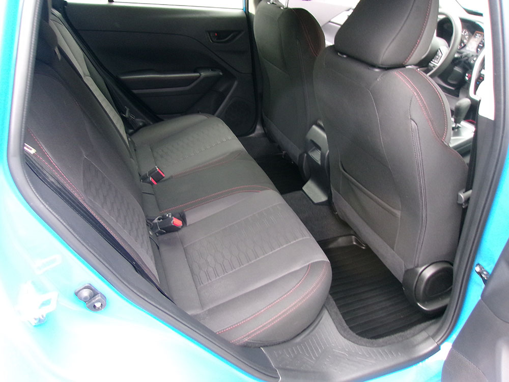 
								SUBARU IMPREZA SPORT full									