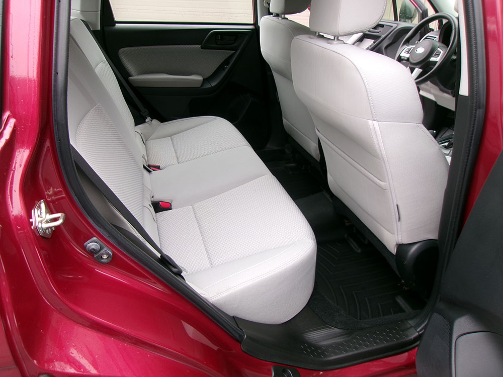 
								SUBARU FORESTER full									