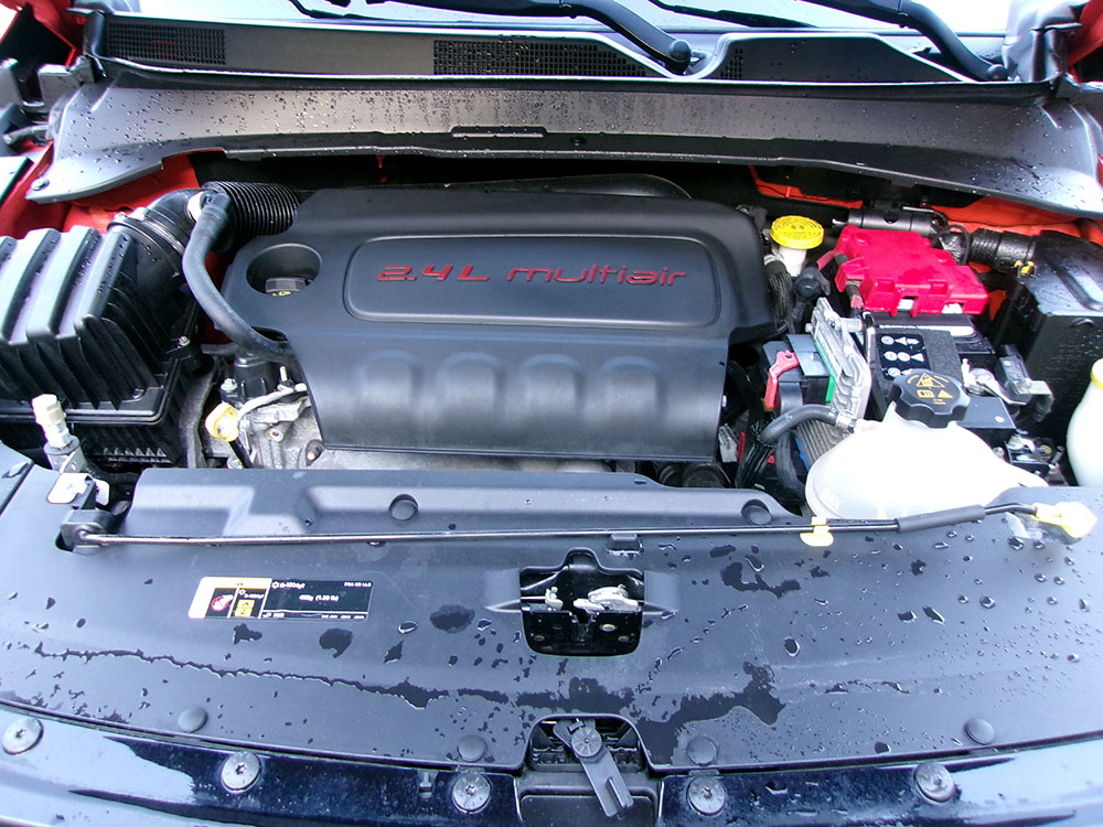 
								JEEP COMPASS SPORT full									