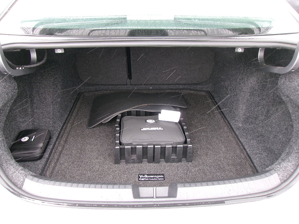 
								VOLKSWAGEN JETTA SE full									