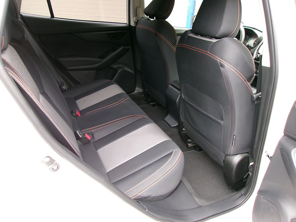 
								SUBARU CROSSTREK PREMIUM full									