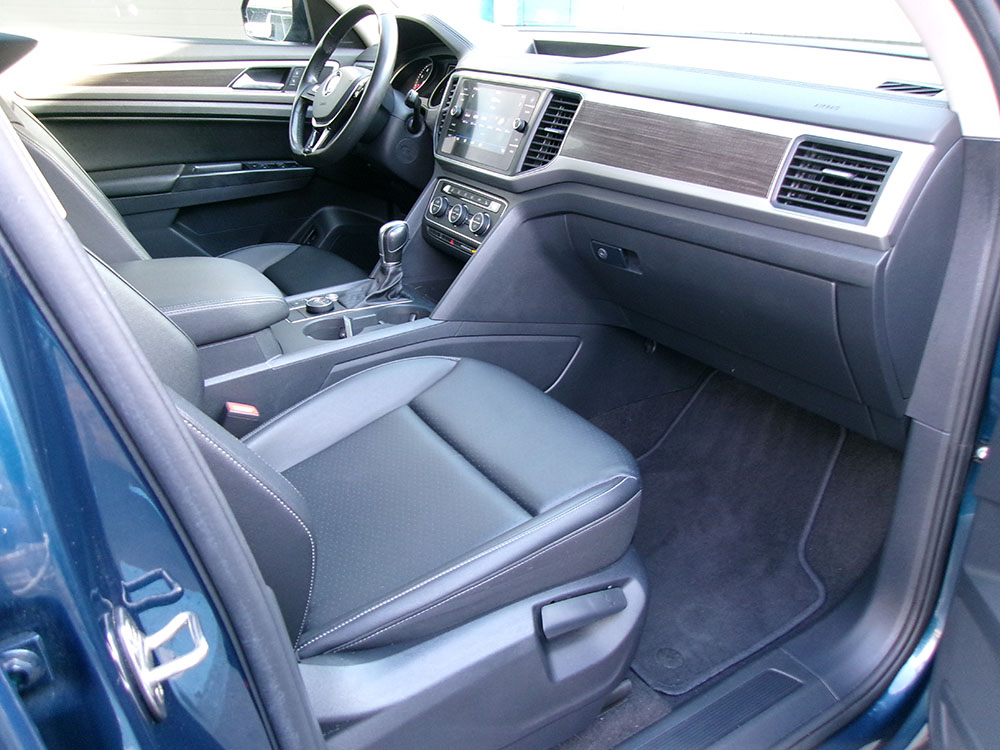 
								VOLKSWAGEN ATLAS SE full									