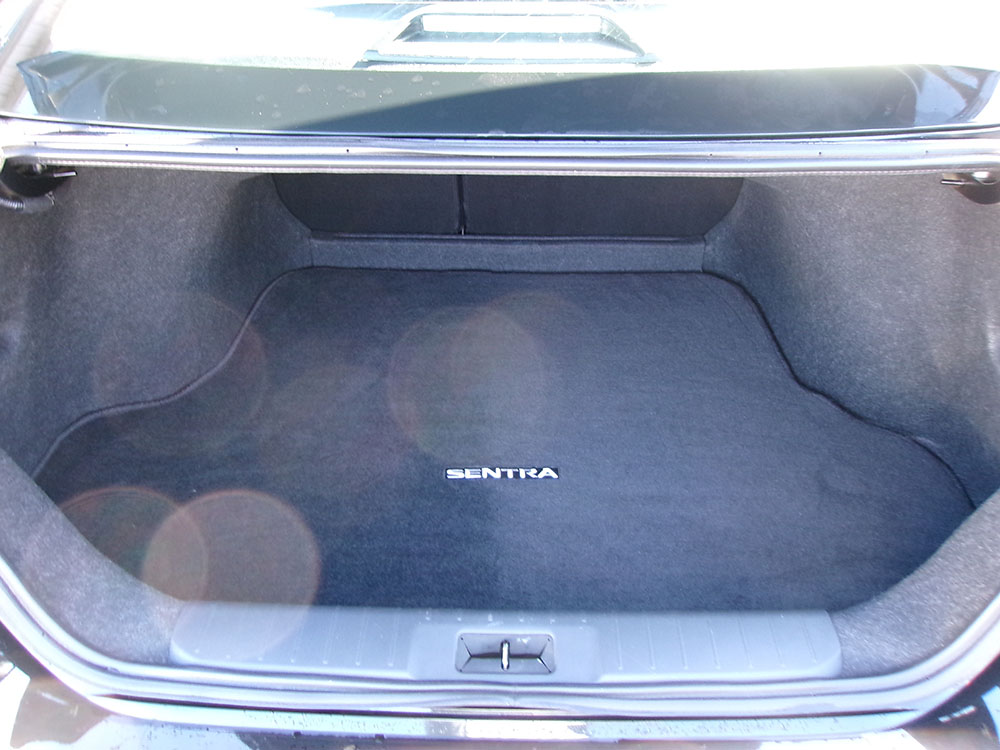 
								NISSAN SENTRA SV full									