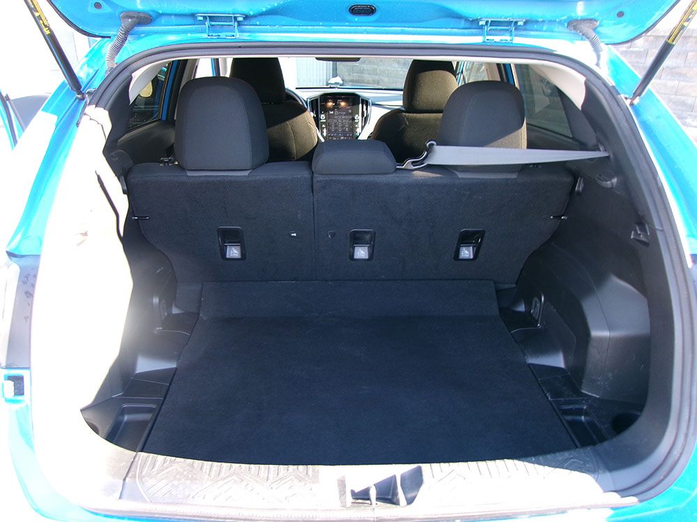 
								SUBARU IMPREZA SPORT full									