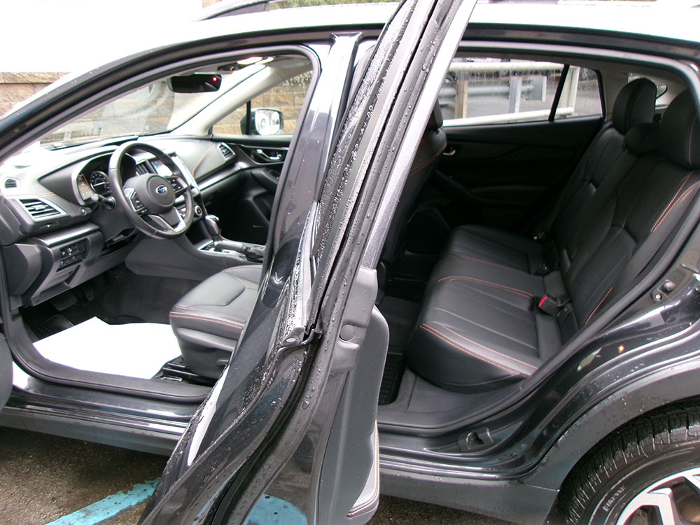 
								SUBARU CROSSTREK LIMITED full									