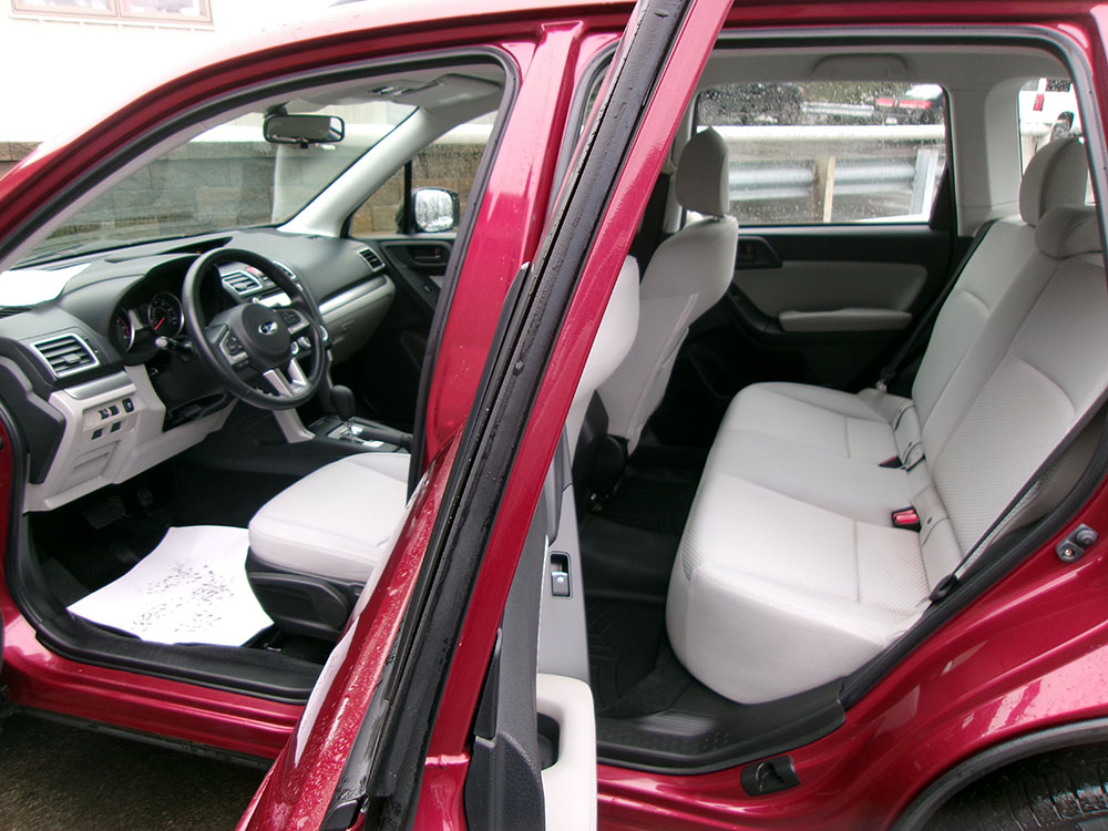 
								SUBARU FORESTER full									