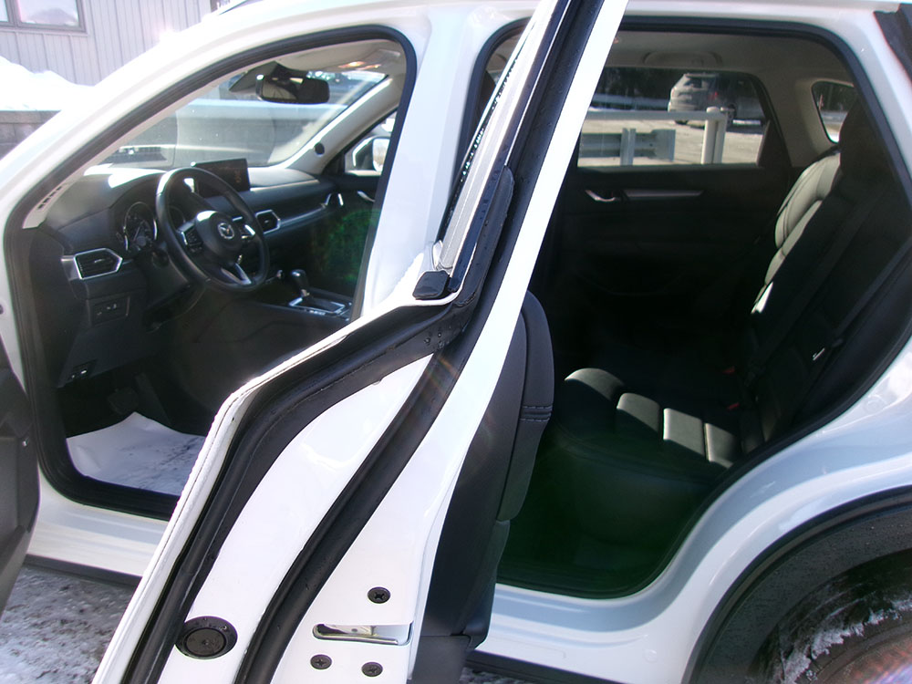 
								MAZDA CX-5 TOURING full									