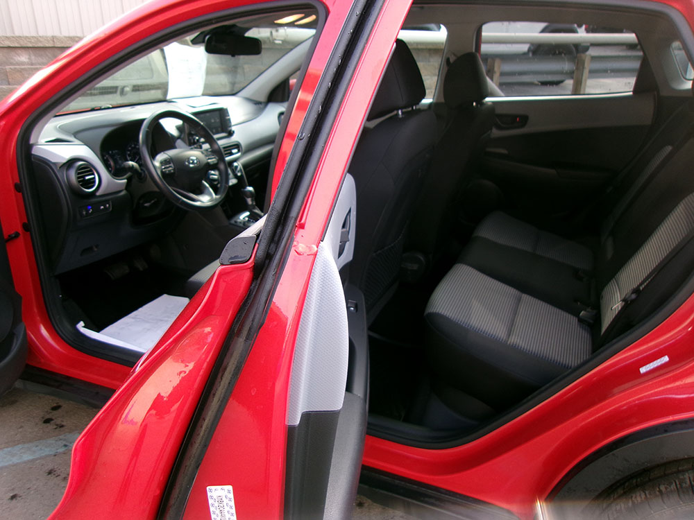 
								HYUNDAI KONA SEL full									