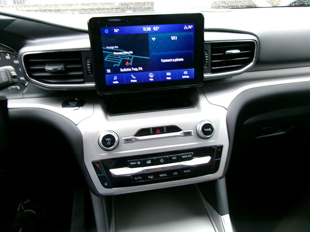 
								FORD EXPLORER XLT full									