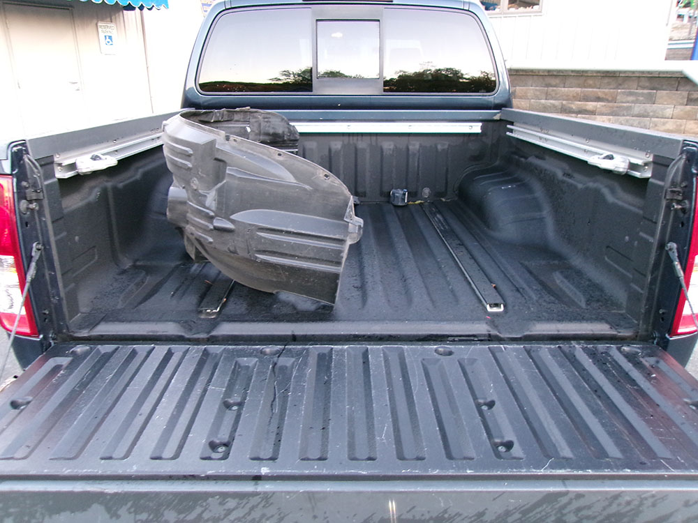 
								NISSAN FRONTIER S CREW CAB full									