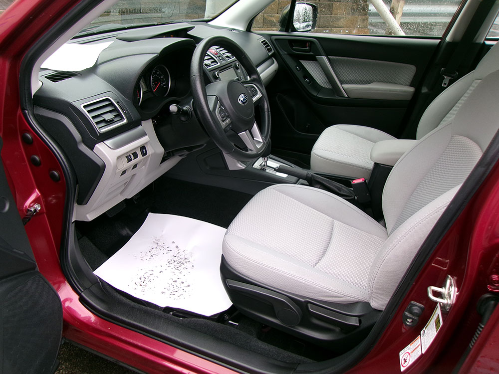 
								SUBARU FORESTER full									