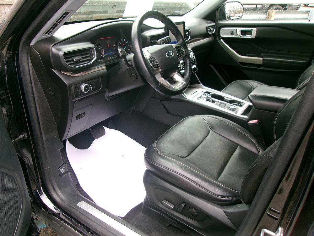 
								FORD EXPLORER LIMITED full									