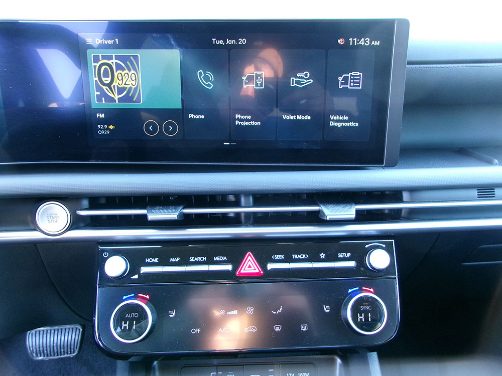 
								HYUNDAI TUCSON SEL full									