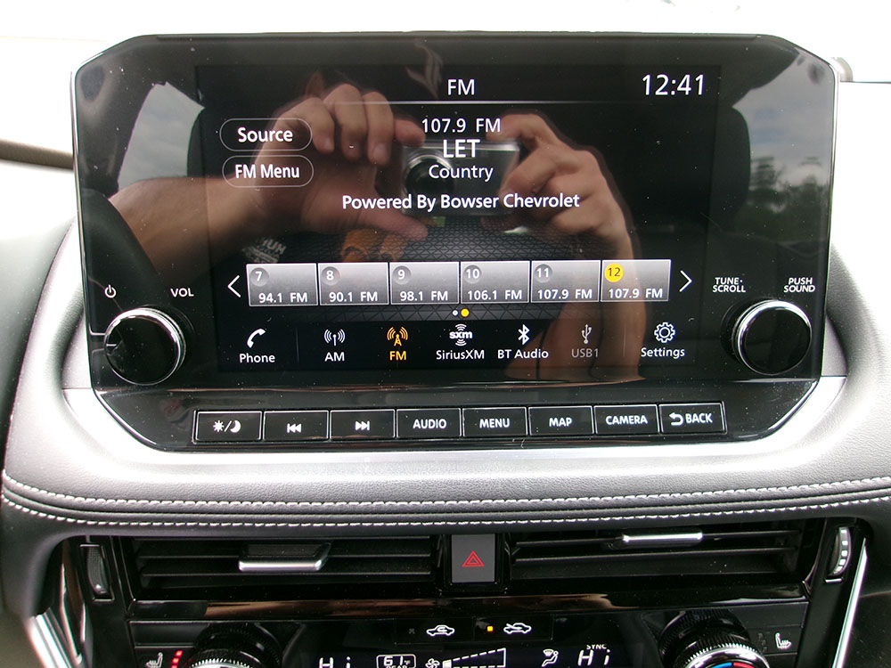 
								NISSAN ROGUE SL full									
