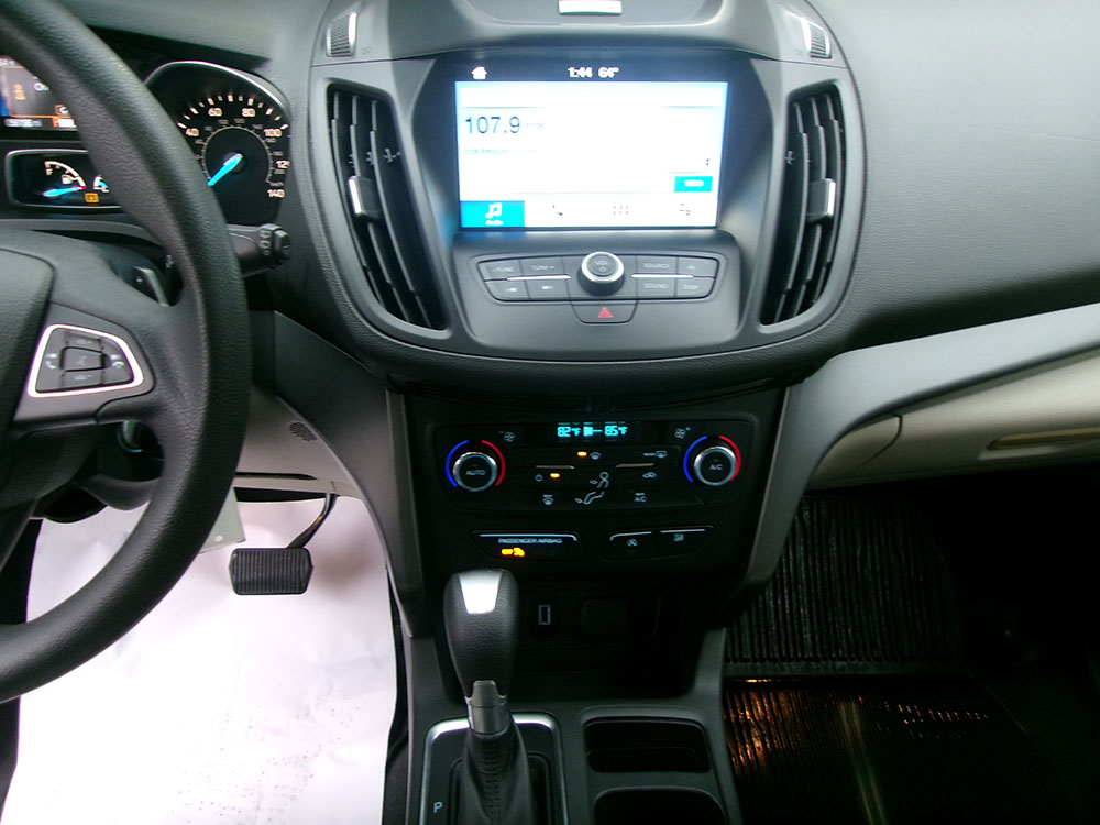 
								FORD ESCAPE SE full									