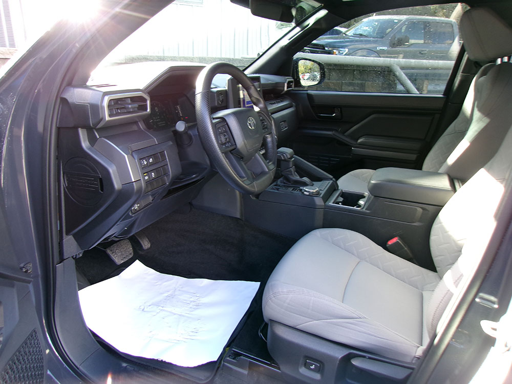 
								TOYOTA TACOMA CREW CAB full									