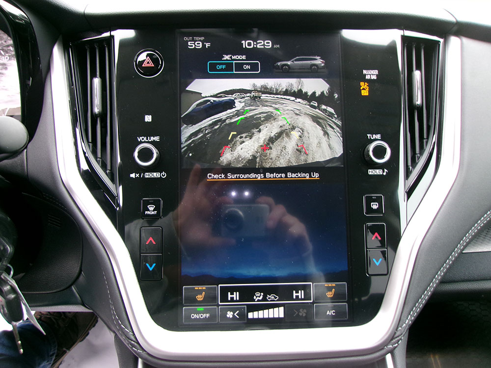 
								SUBARU OUTBACK PREMIUM full									