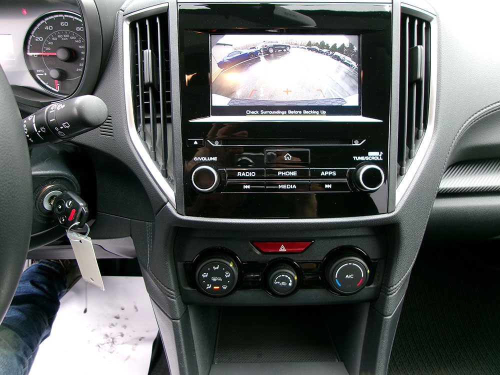 
								SUBARU CROSSTREK PREMIUM full									