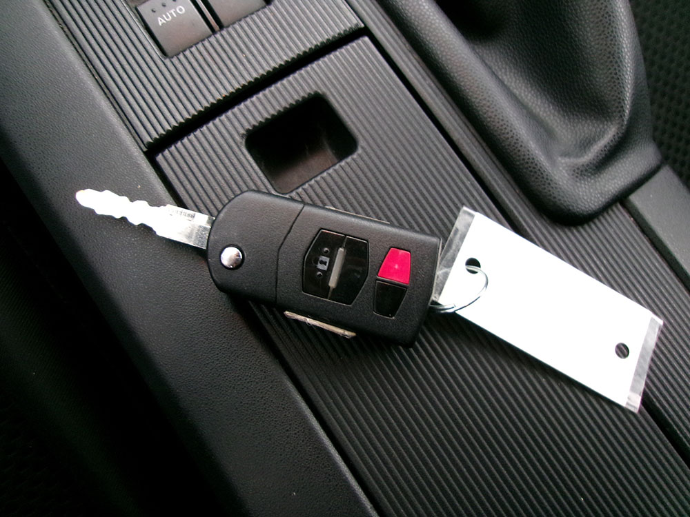 
								MAZDA MX-5 MIATA full									