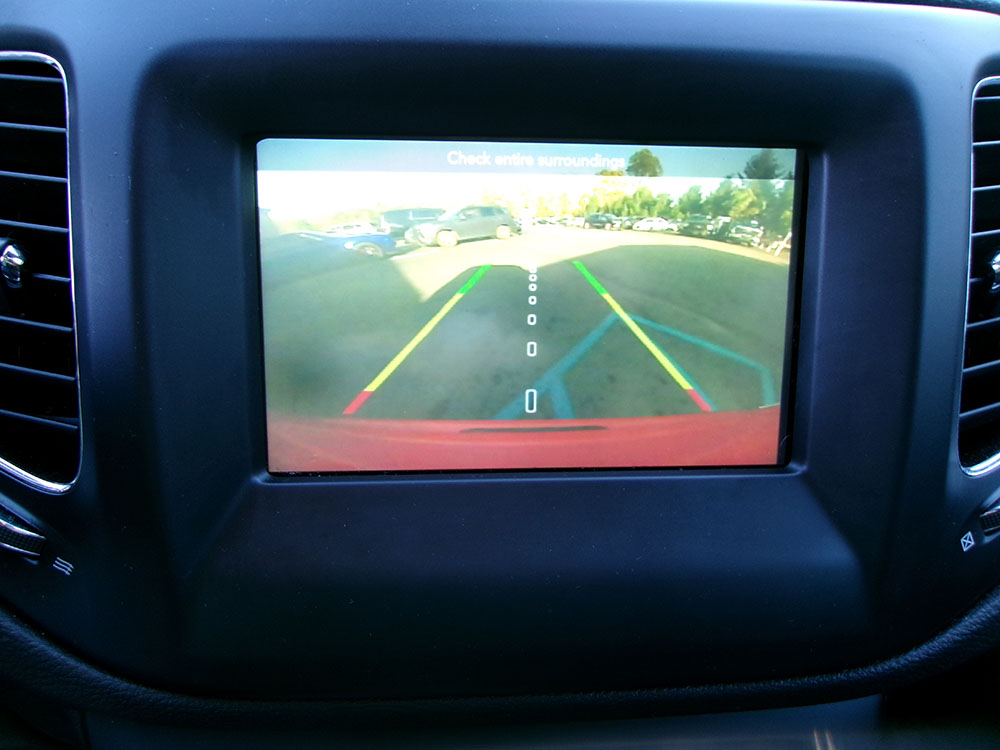 
								JEEP COMPASS SPORT full									