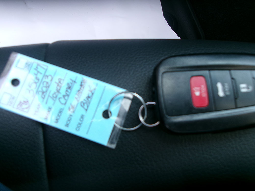 
								TOYOTA CAMRY SE NIGHT SHADE full									