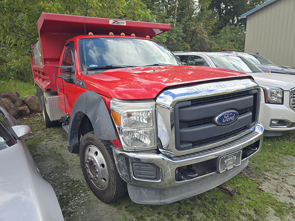 FORD F-450 XL REG CAB DUMP