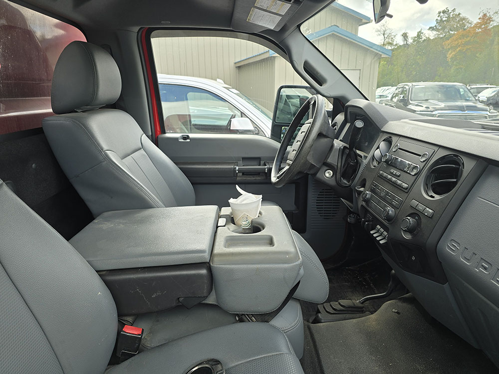 
								FORD F-450 XL REG CAB DUMP full									
