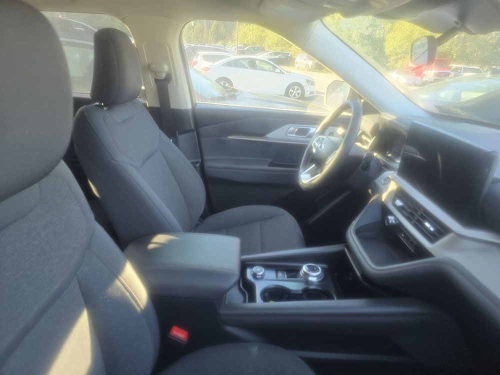 
								FORD EXPLORER ACTIVE full									