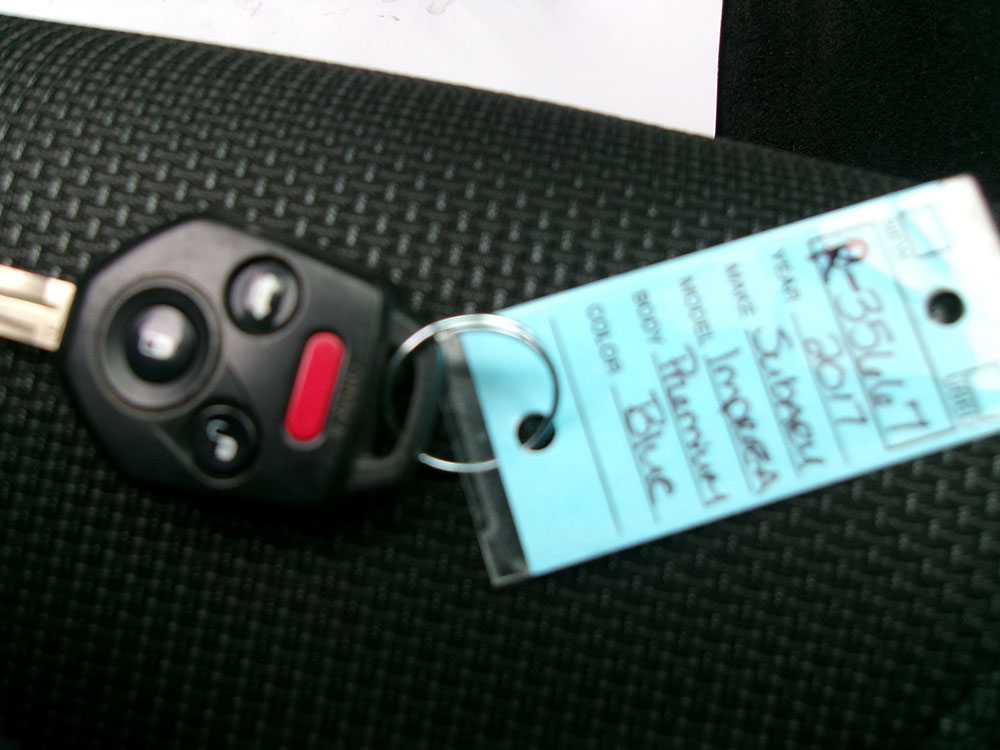 
								SUBARU IMPREZA PREMIUM full									