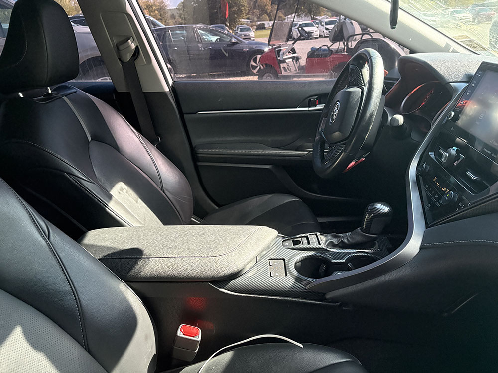 
								TOYOTA CAMRY XSE full									