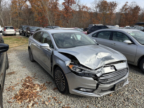 2017 Ford Fusion SE's photo