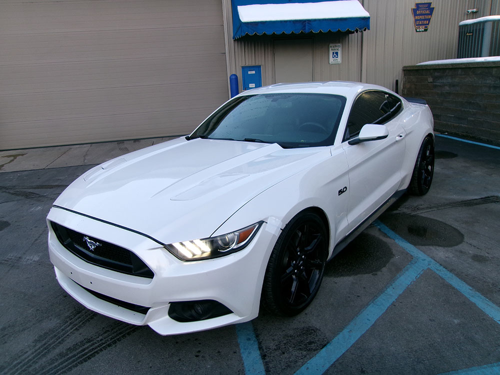 
								FORD MUSTANG GT full									