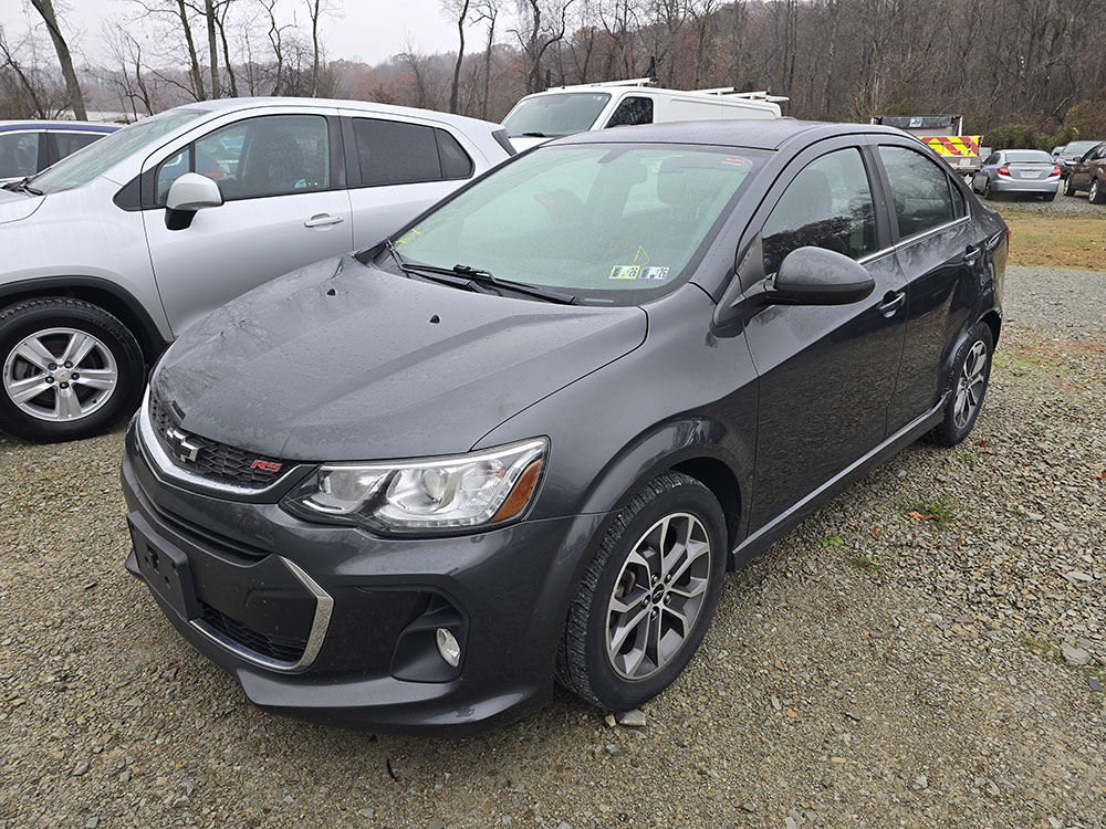 
								CHEVROLET SONIC LT full									