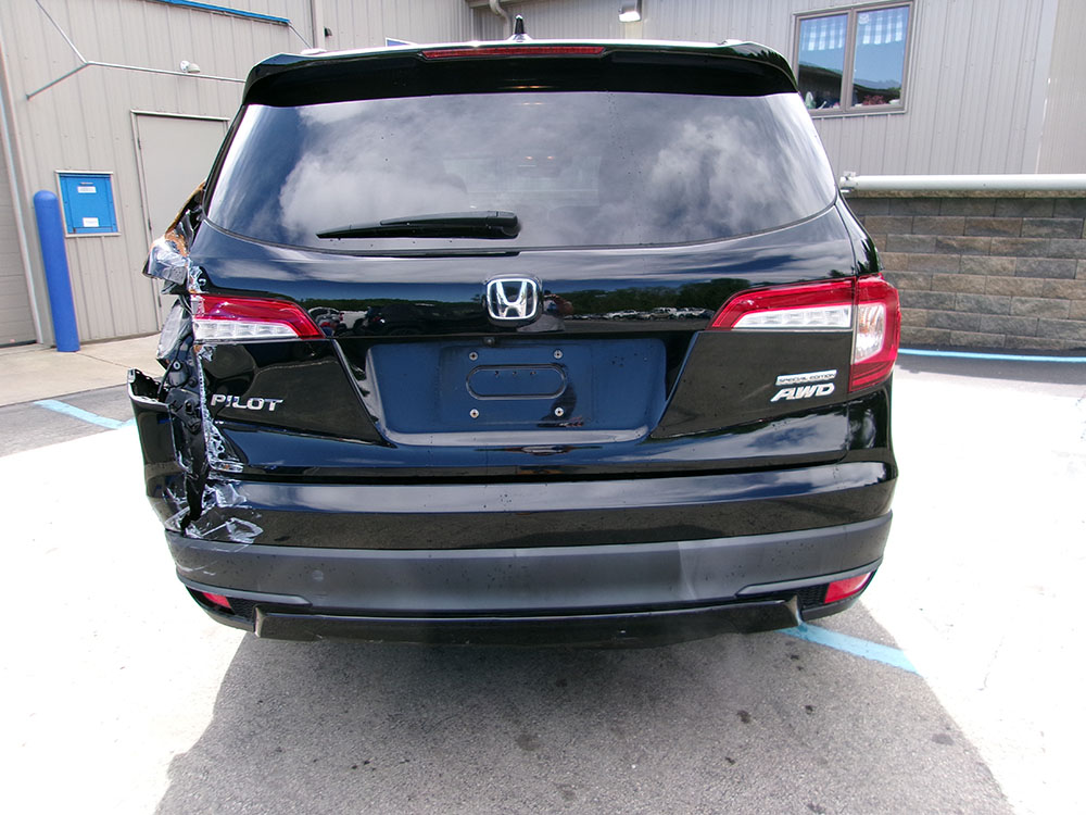 
								HONDA PILOT SPECIAL EDITION full									