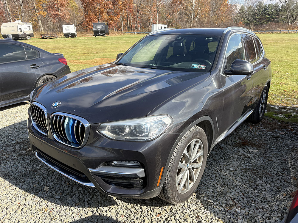 
								BMW X3 full									