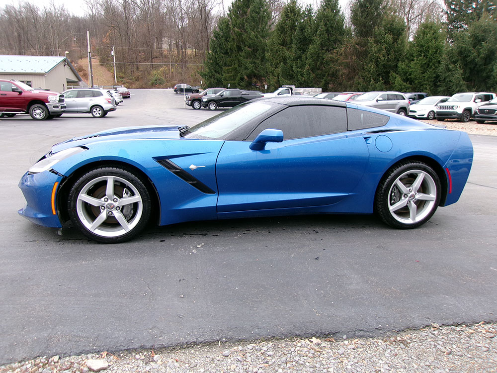 
								CHEVROLET CORVETTE LT full									