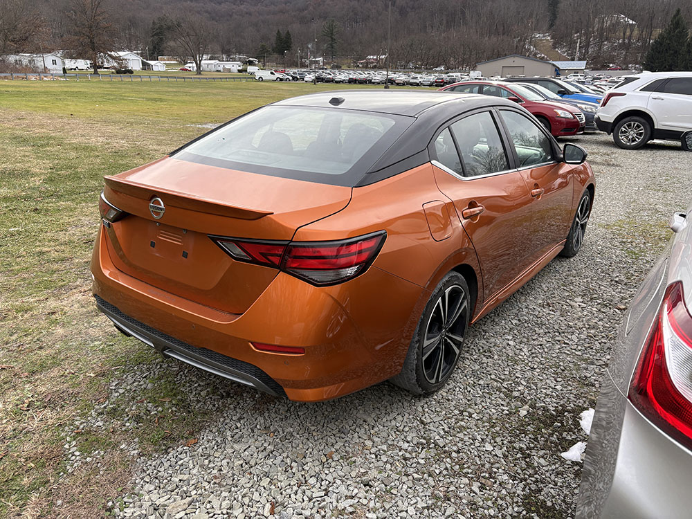 
								NISSAN SENTRA SR XTRONIC full									